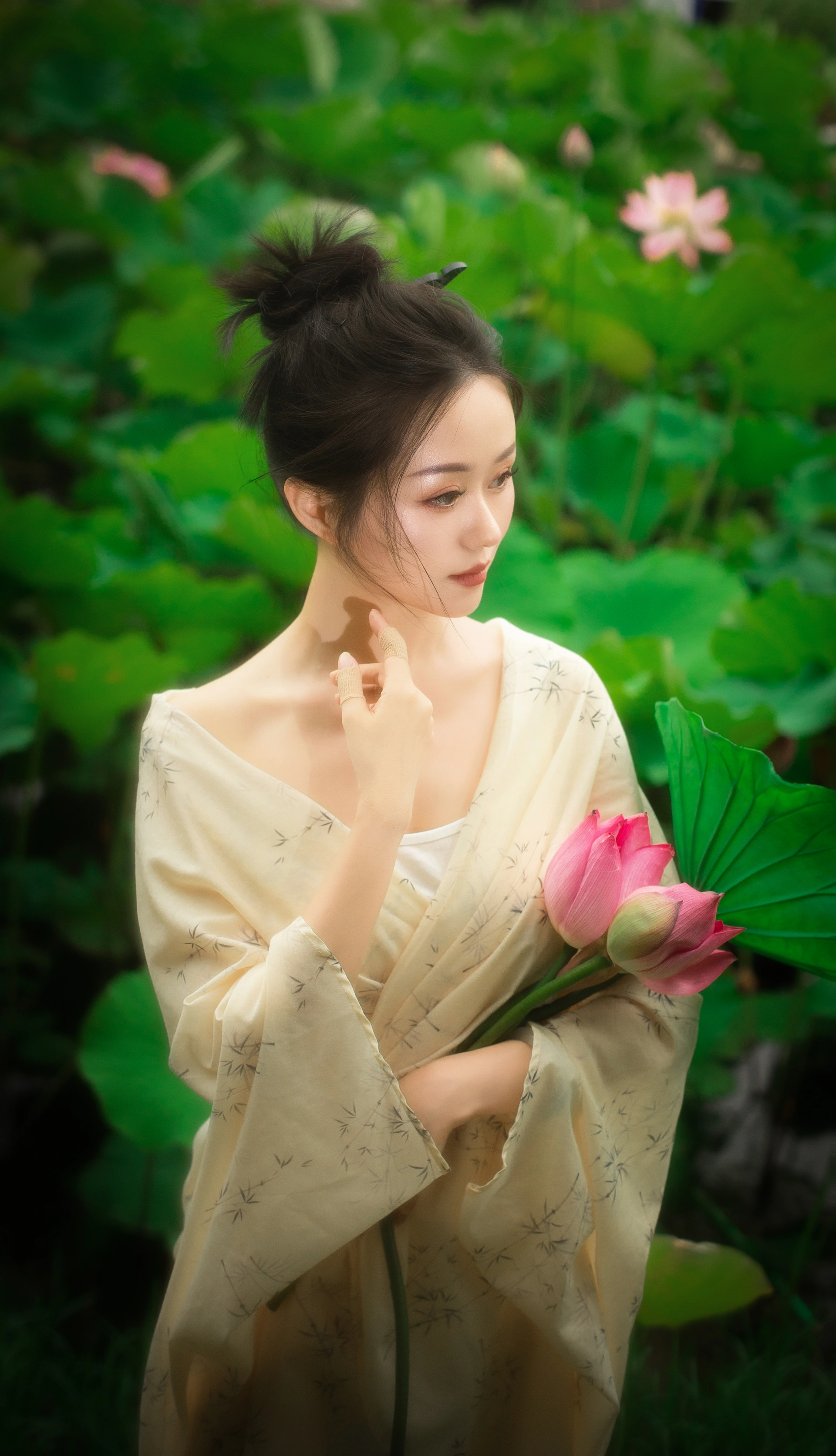 [YITUYU艺图语]2024.10.13 夏至未至，娇荷已开 二十四时 2